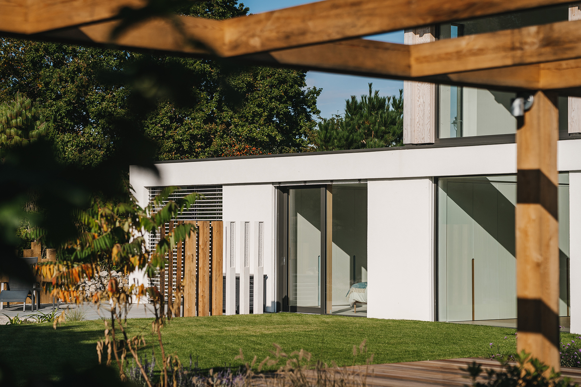 MAKE _ Abbey Court-012_GREEN