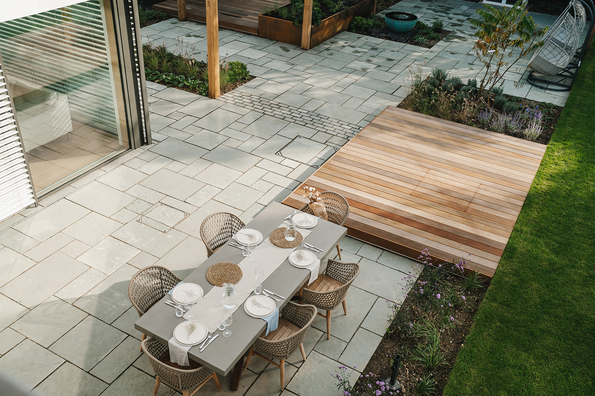 MAKE _ Abbey Court-066_GREEN